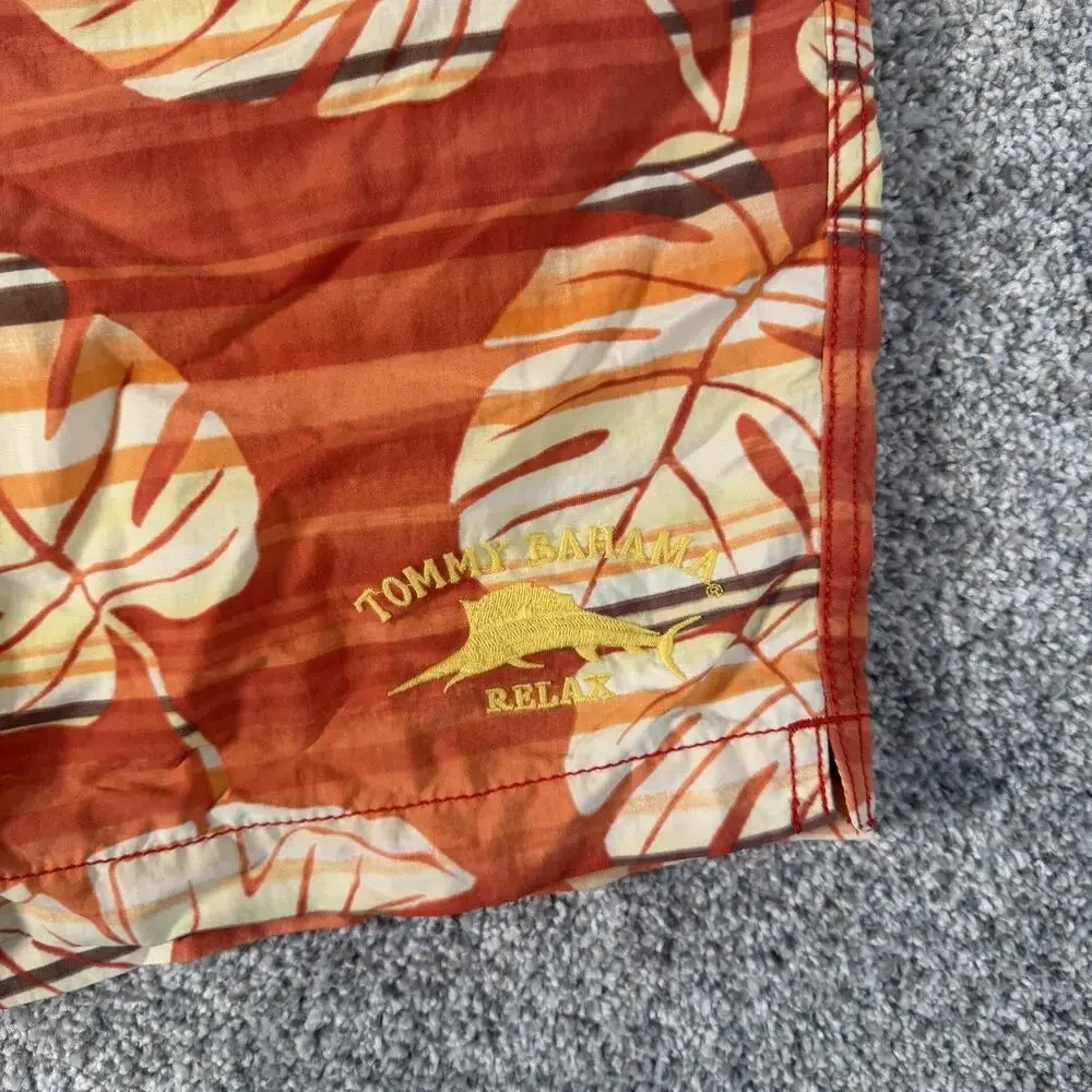 Tommy Bahama Swim Trunks XL Tropical Monstera Leaf Beach Preppy Resortcore